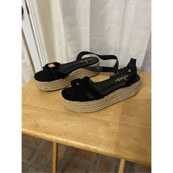 Lulu’s strappy ankle platform wedge sandals 7.5 - Picture 1 of 13